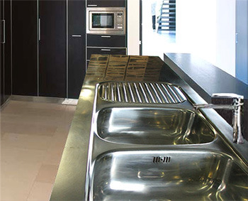 CNS Stainless Benchtops: CNS Stainless Surfaces Limited