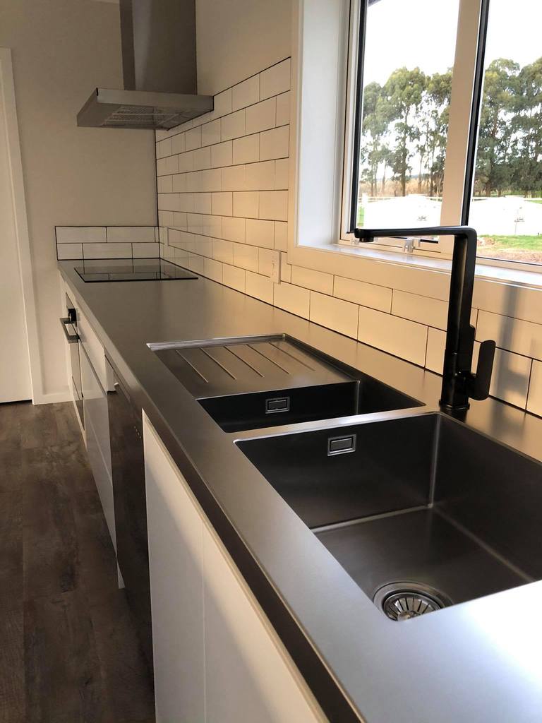 Click now to View Our Gallery Stainless steel benchtops